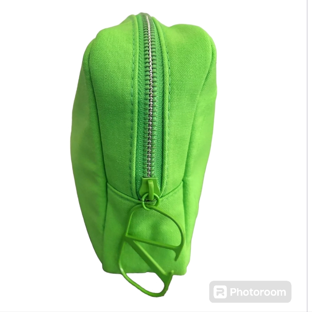 New Valentino Beauty Bright Green Travel Pouch Bag - Picture 4 of 4
